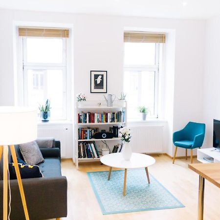Bright, Central And Stylish City Apartment Wina Bagian luar foto