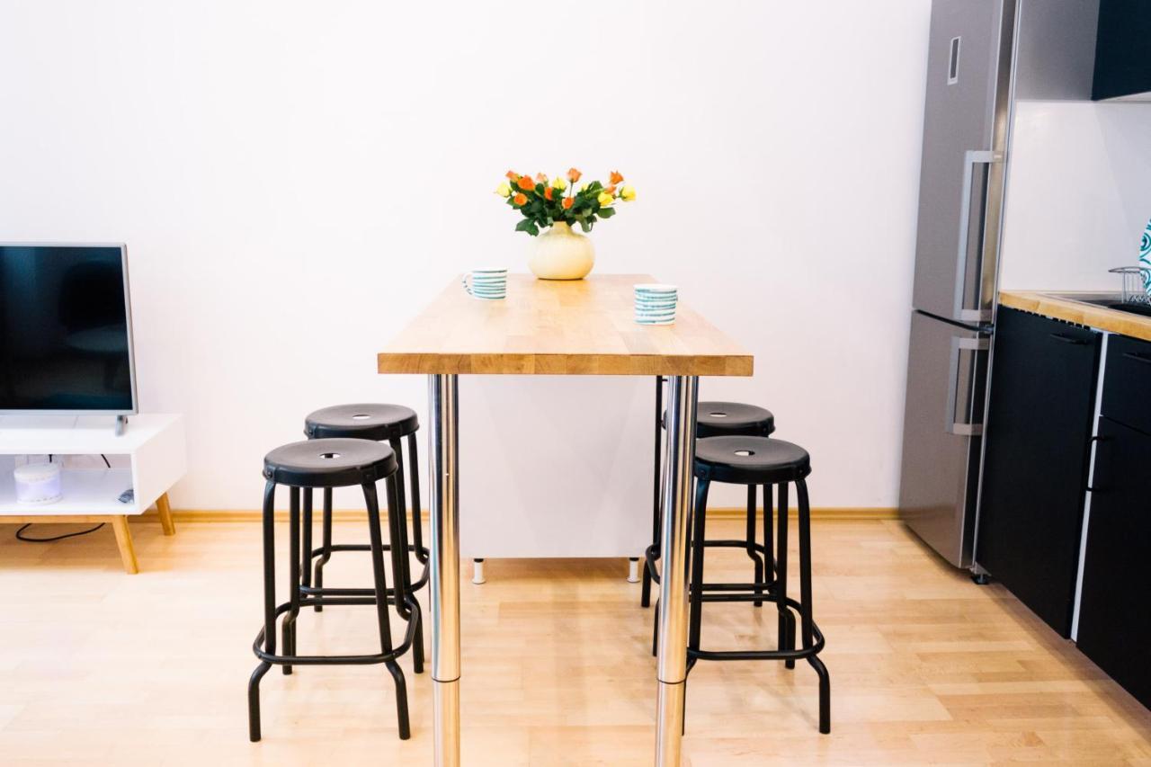Bright, Central And Stylish City Apartment Wina Bagian luar foto